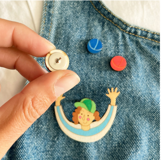 Set of Brooches: Juggler