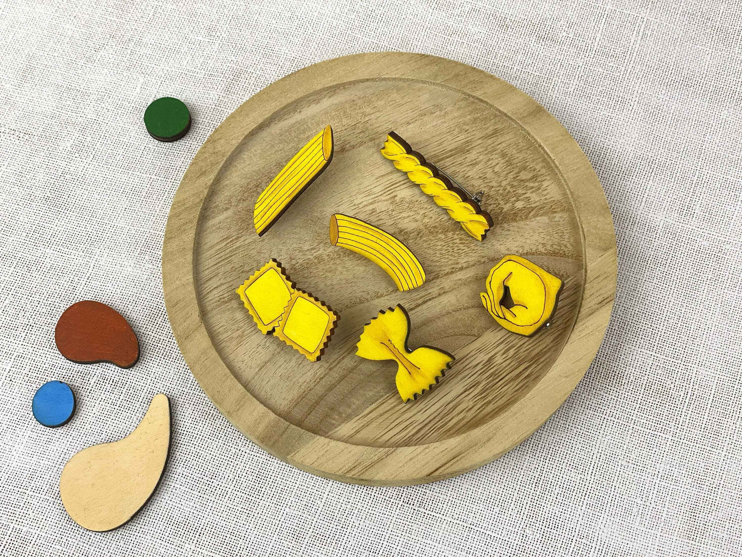 Brooch: Pasta