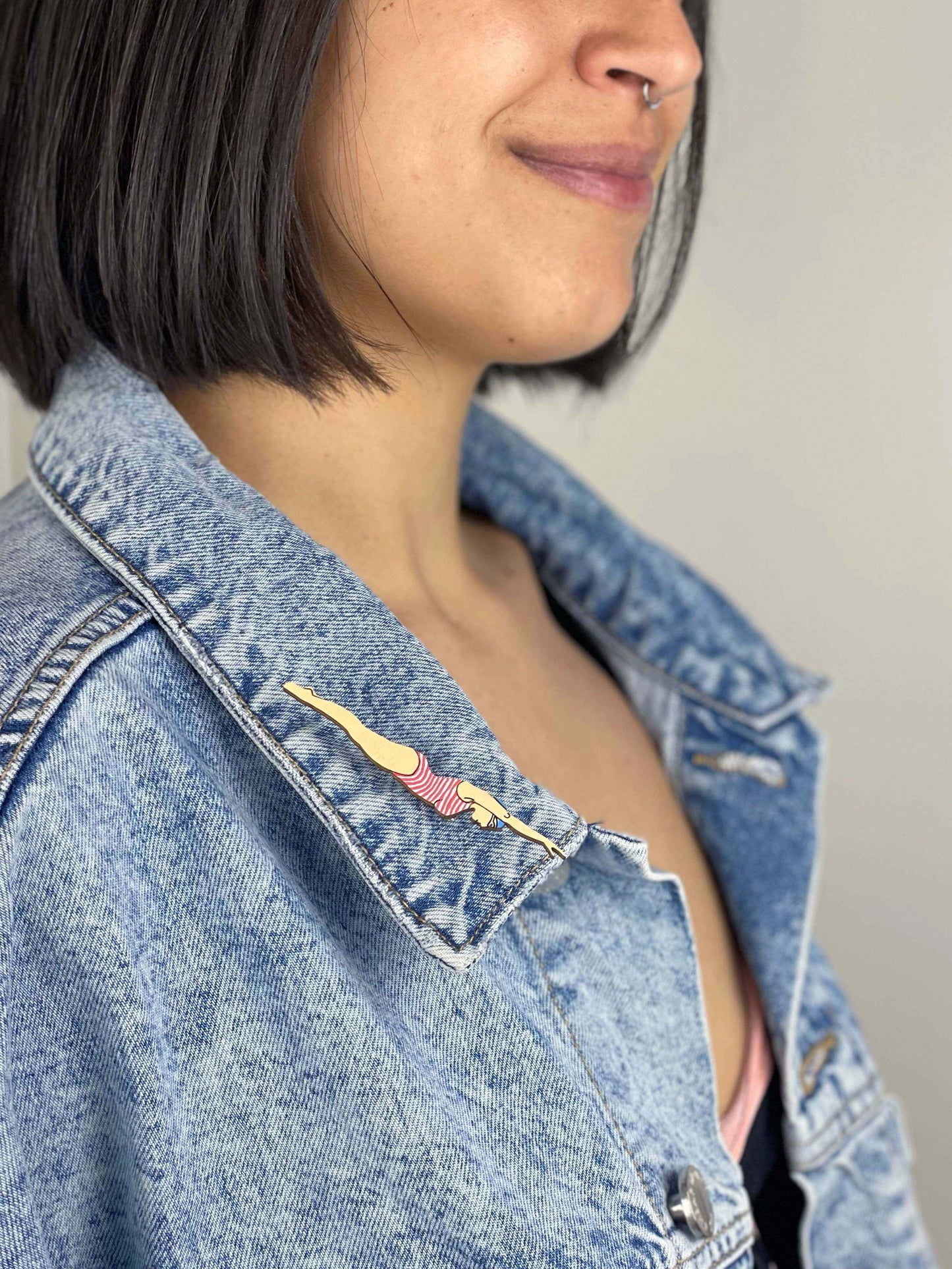 Brooch: Swim