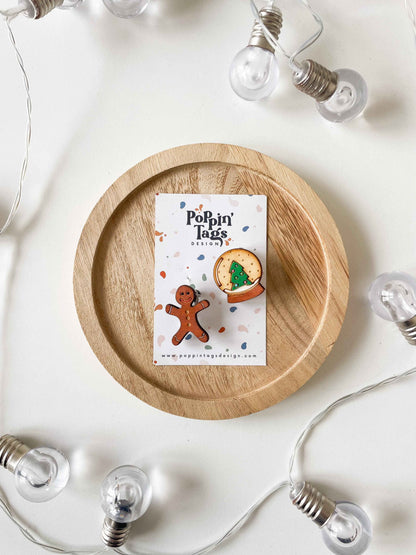 Paired Brooches: Christmas Time