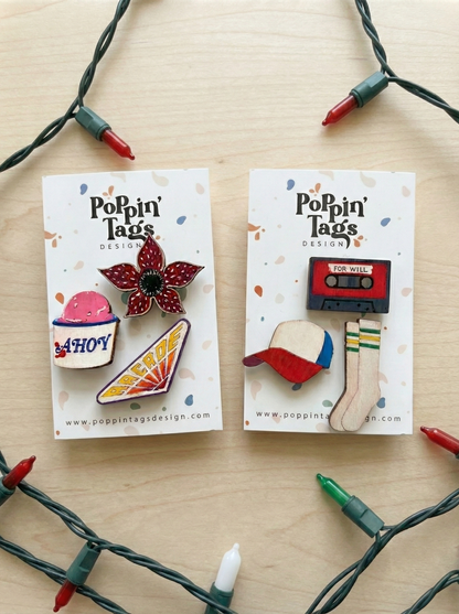 Spille in set: Stranger Pins