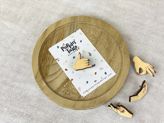 Brooch: Hand